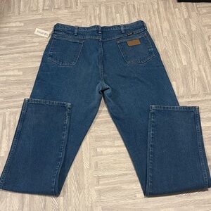 Vintage Wrangler Relaxed Fit Dark Blue Jeans